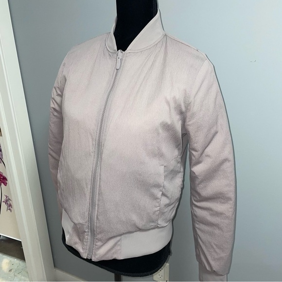Lululemon - Reversible Non Stop Bomber Jacket - Picture 4 of 12